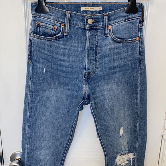 Levi’s Wedgie Skinny Jeans - Picture 6 of 15